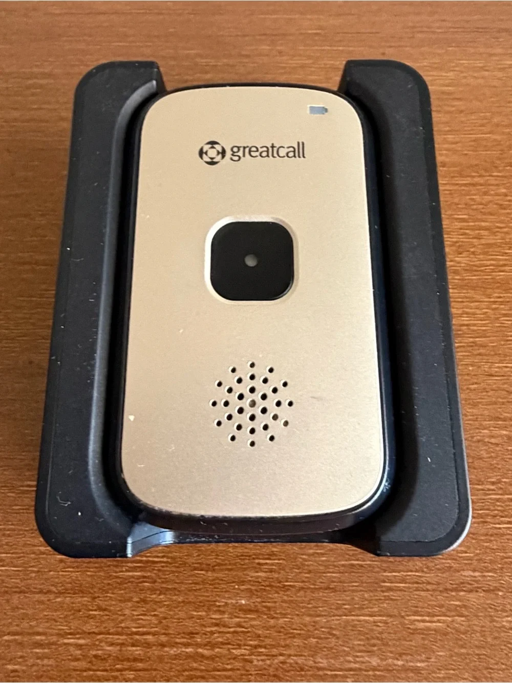 One Touch Easy To Use Jitterbug Flip Phone With Hands Free Great Call Emergency